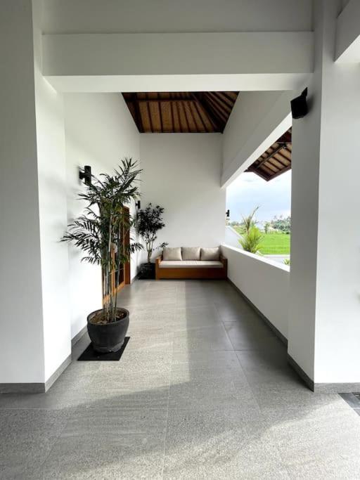 Villa Vespa Lovina Exterior photo